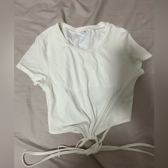 Garage Short Sleeve Cutout Stormi Tee - Picture 3 of 4